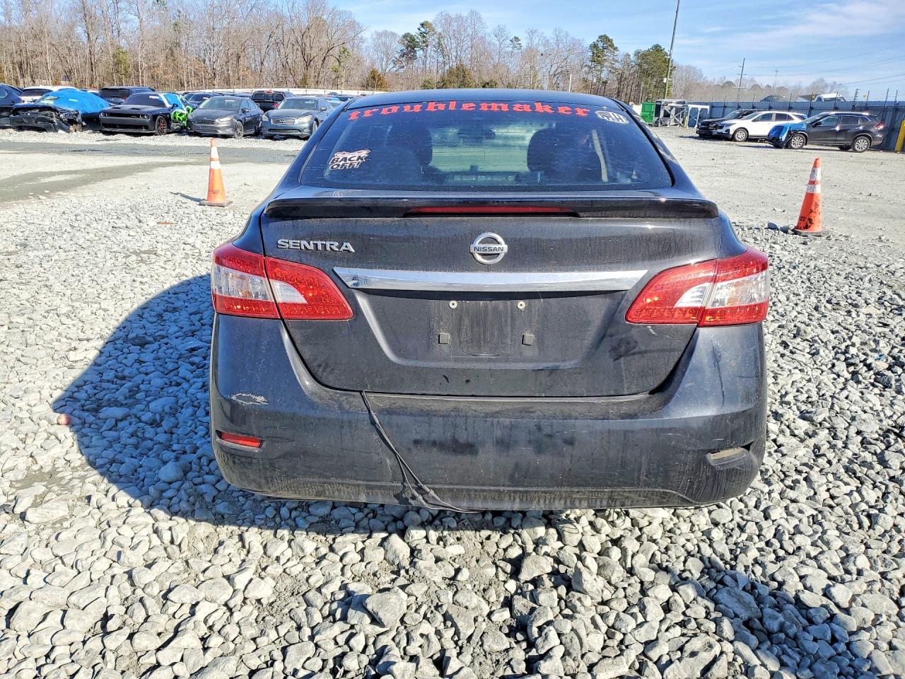 2015 Nissan Sentra S - Фото 6