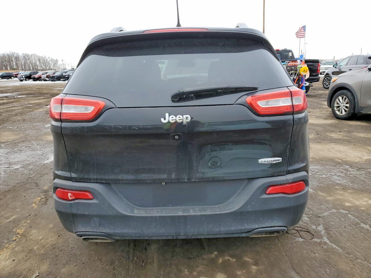 2017 Jeep Cherokee Latitude - Image 6