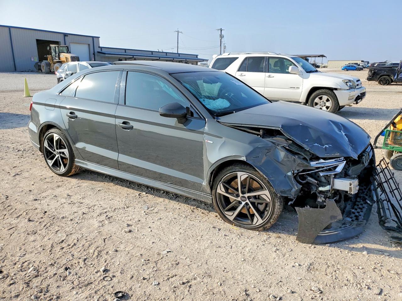 2020 Audi A3 S-Line Premium - Фото 4