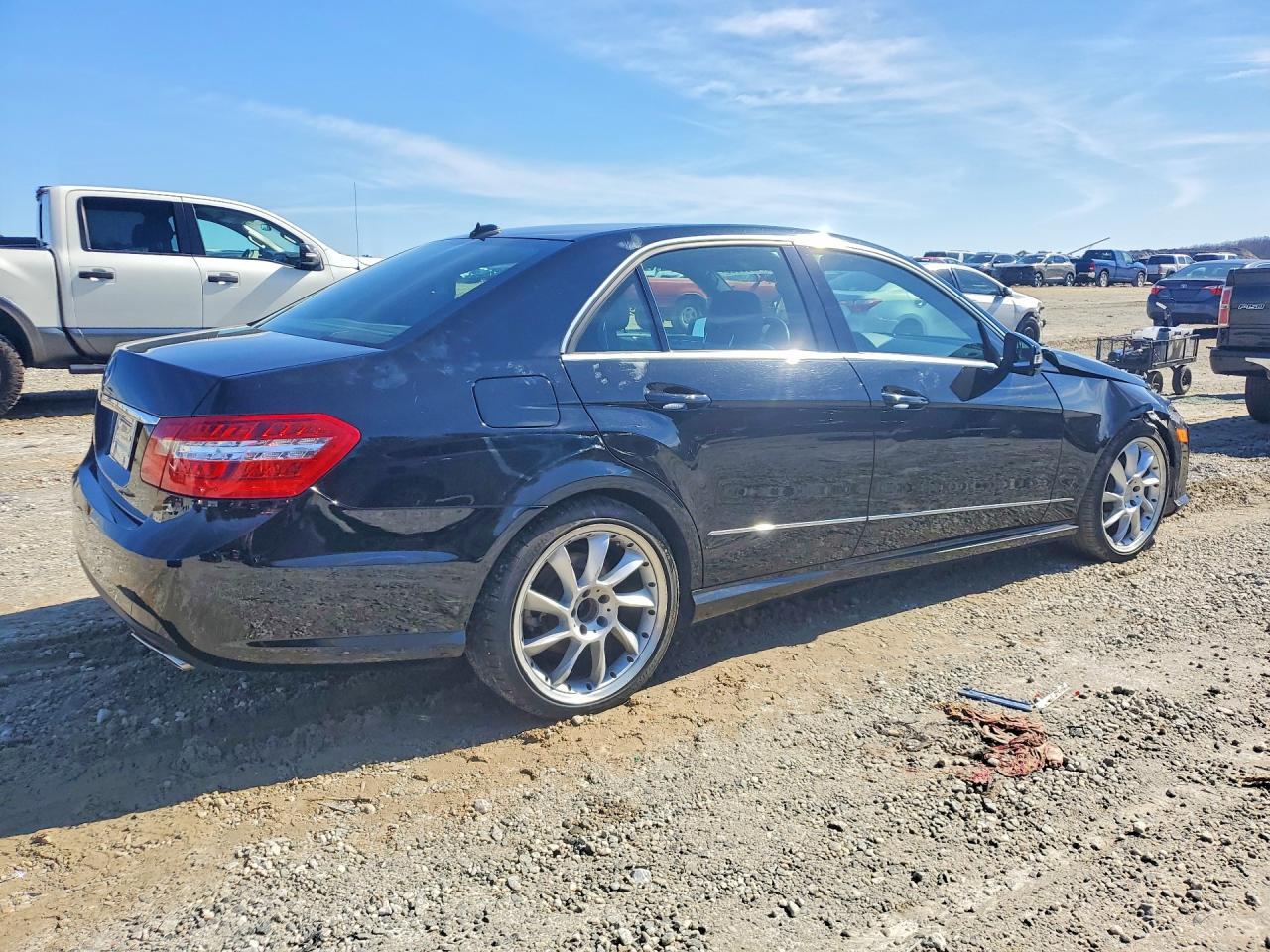 2010 Mercedes-Benz E 350 - Image 3