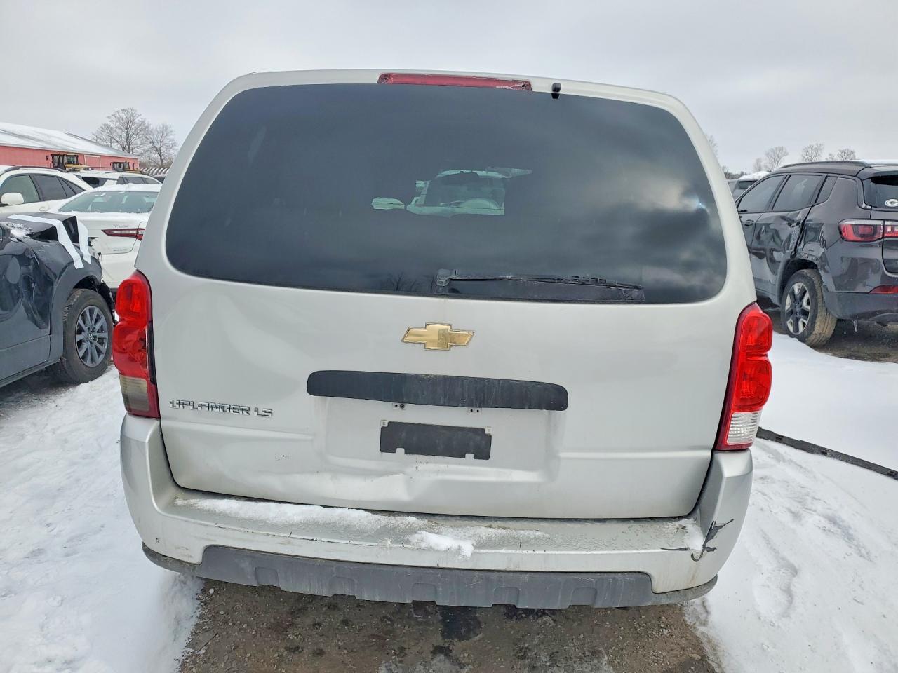 2009 Chevrolet Uplander Ls - Image 6