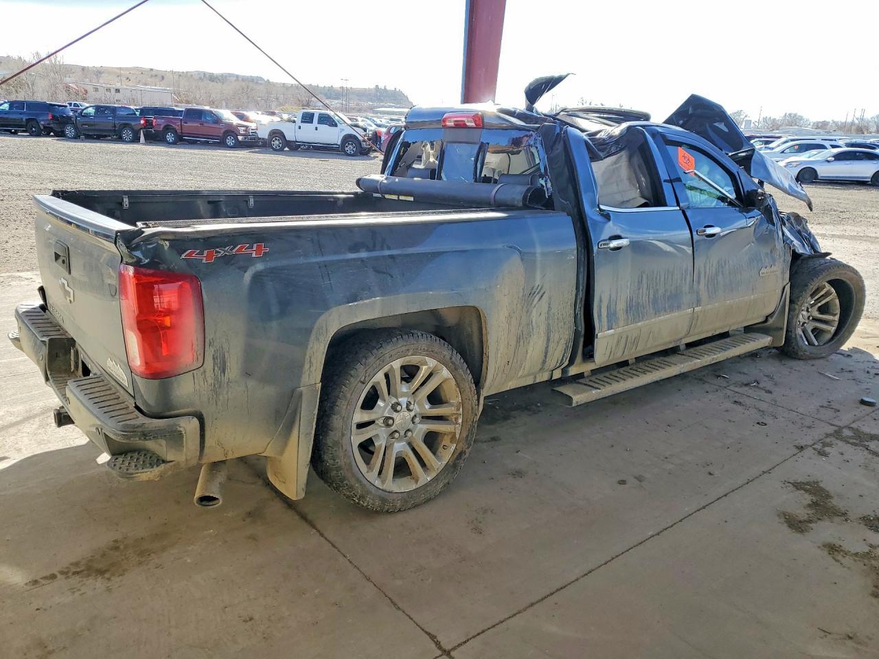 2017 Chevrolet Silverado K1500 High Country - Image 3