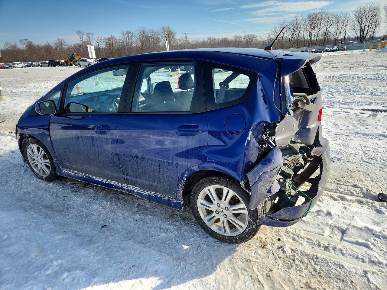 2011 Honda Fit Sport - Фото 2