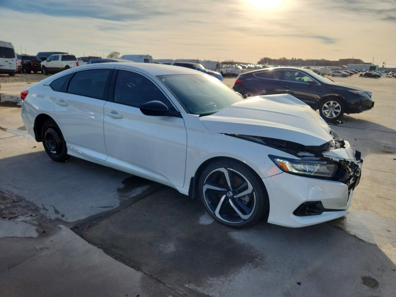 2022 Honda Accord Sport Se - Image 4