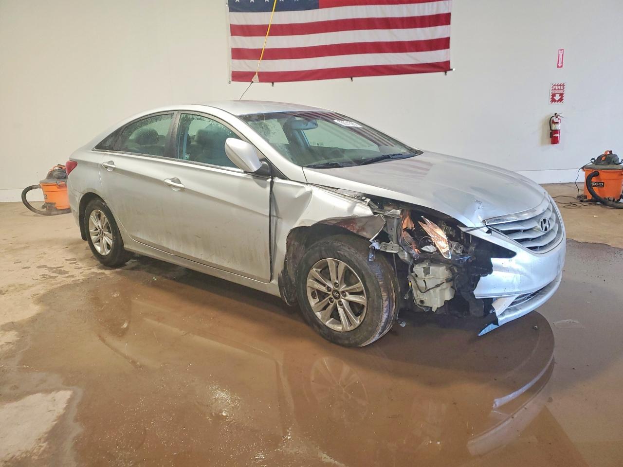 2012 Hyundai Sonata Gls - Image 4