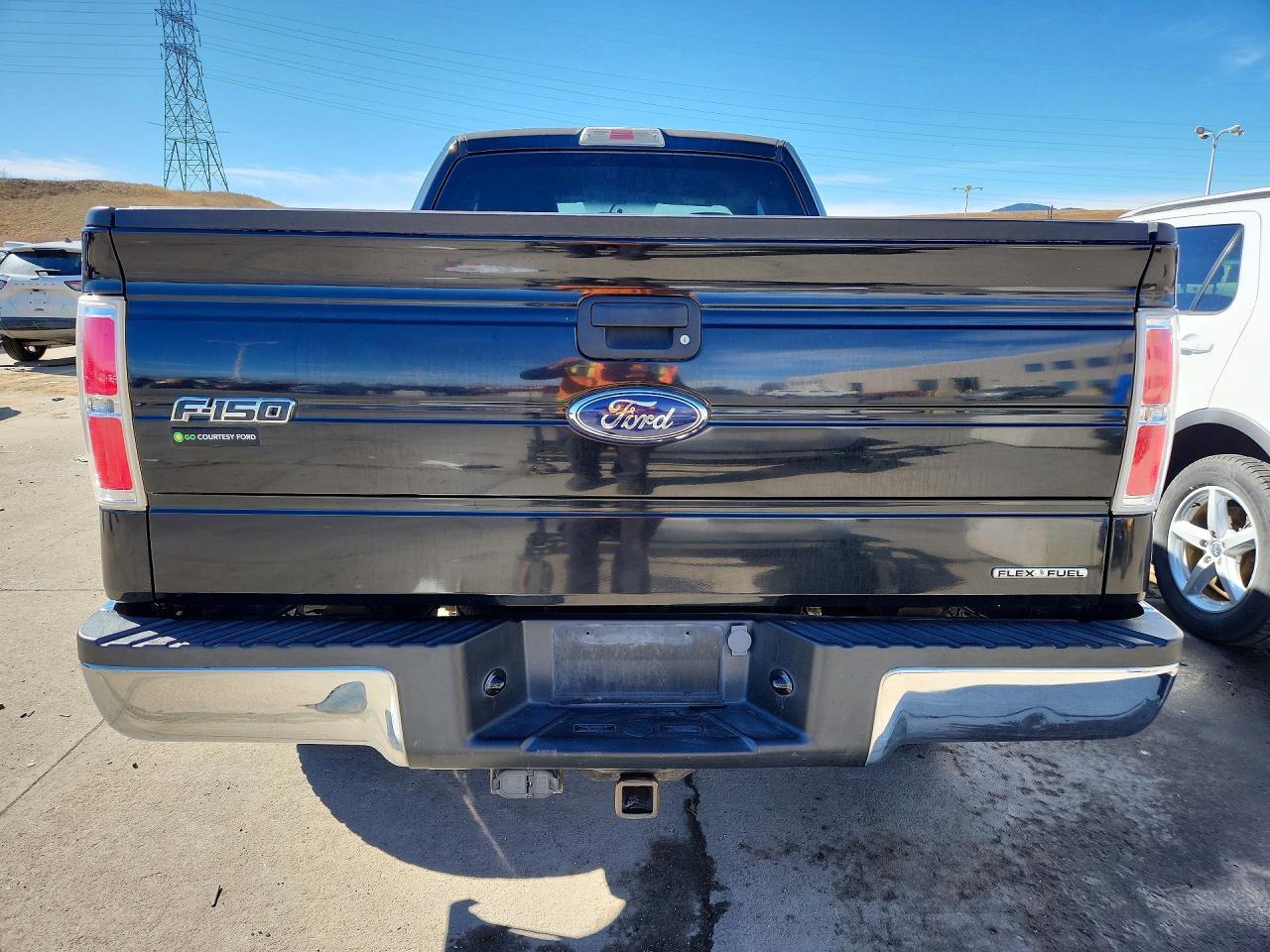 2011 Ford F150 Super Cab - Фото 6