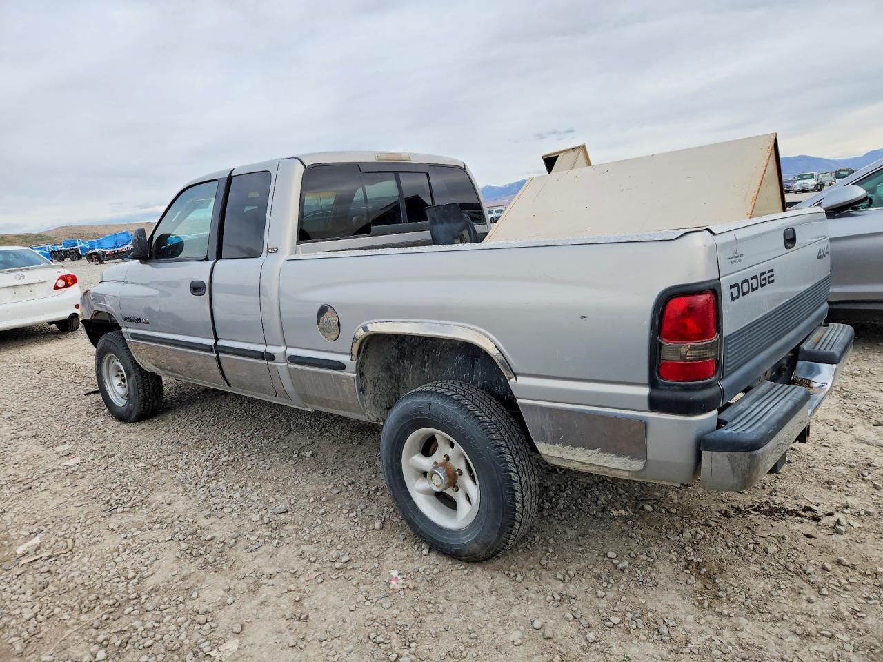 1998 Dodge Ram 1500 - Image 2