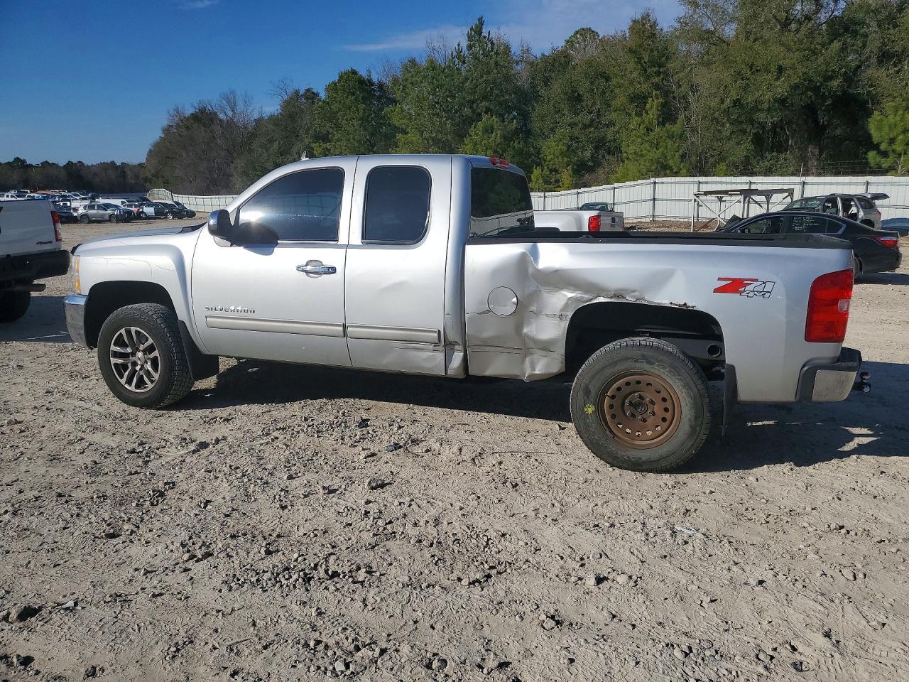 2012 Chevrolet Silverado K1500 Lt - Image 2