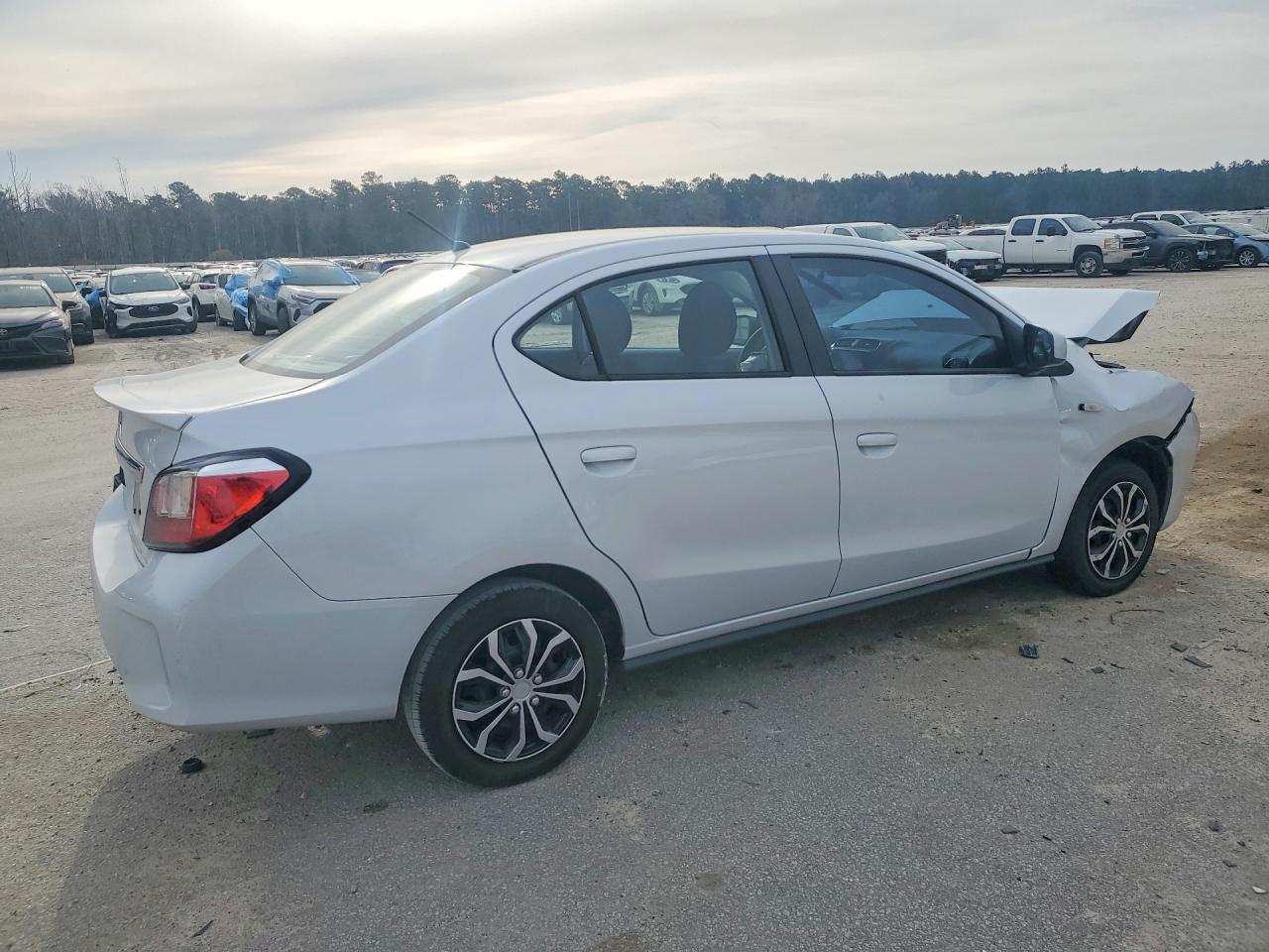 2022 Mitsubishi Mirage G4 Es - Фото 3