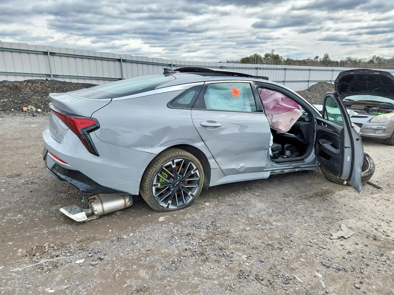 2025 Kia K5 Gt - Фото 3