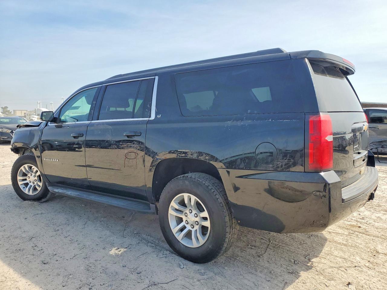 2019 Chevrolet Suburban K1500 Lt - Фото 2