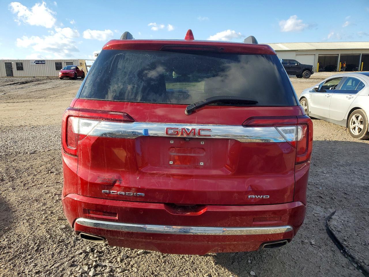 2023 GMC Acadia Denali - Фото 6