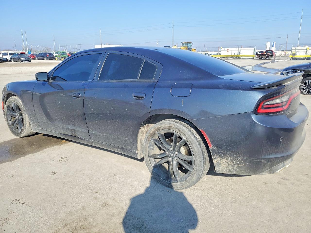 2018 Dodge Charger Sxt - Фото 2