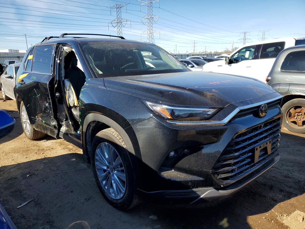 2025 Toyota Grand Highlander Le - Фото 4