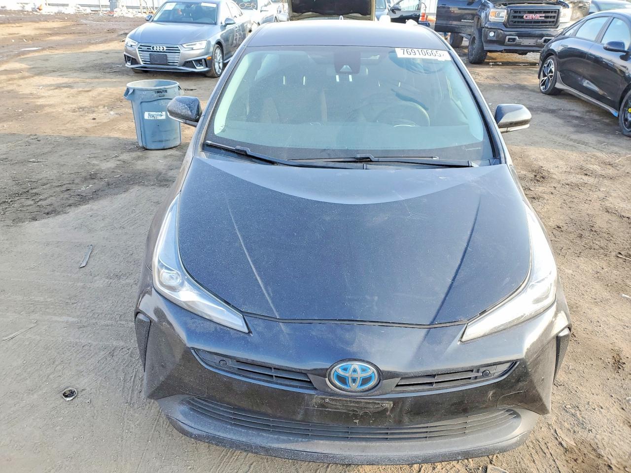 2020 Toyota Prius L - Фото 5