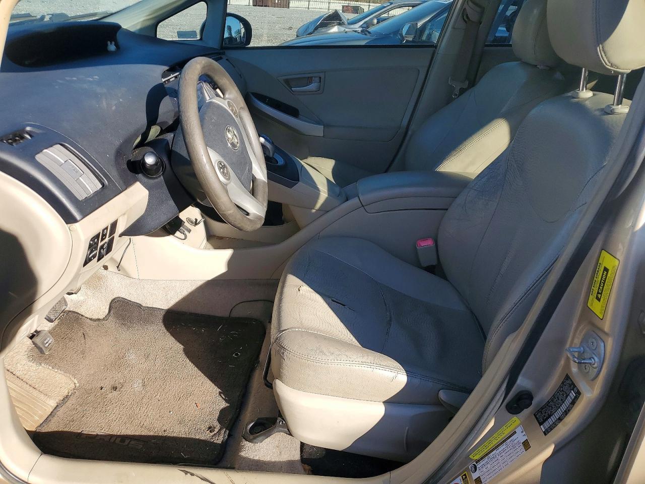 2011 Toyota Prius - Фото 7