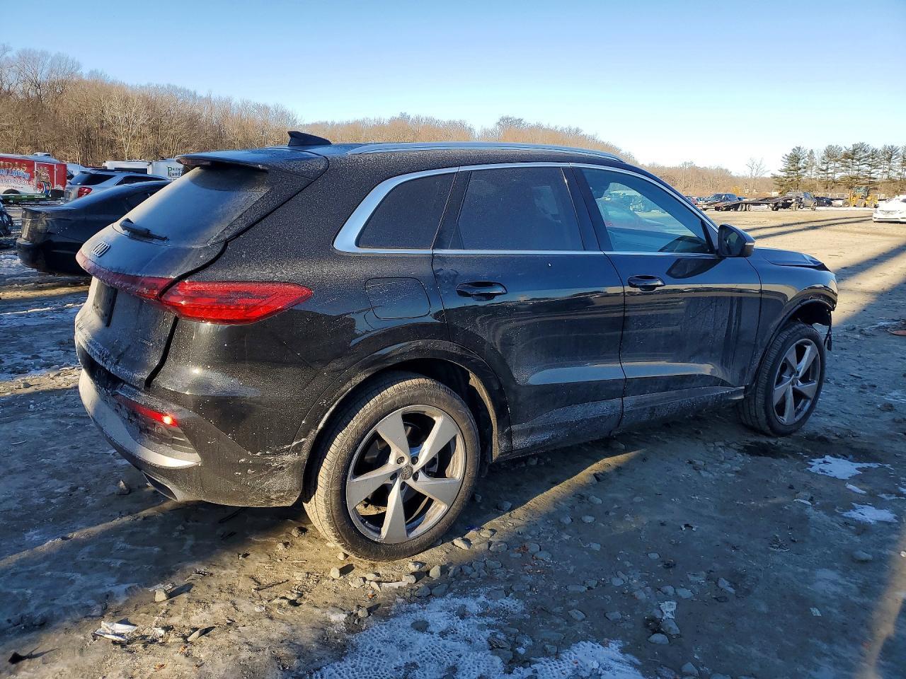 2025 Audi Q5 Premium Plus - Image 3