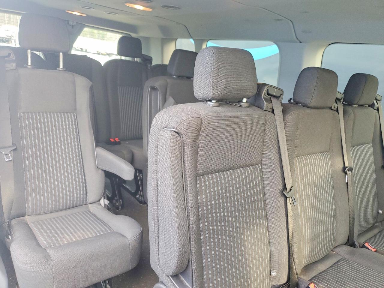 2015 Ford Transit T-350 - Image 6