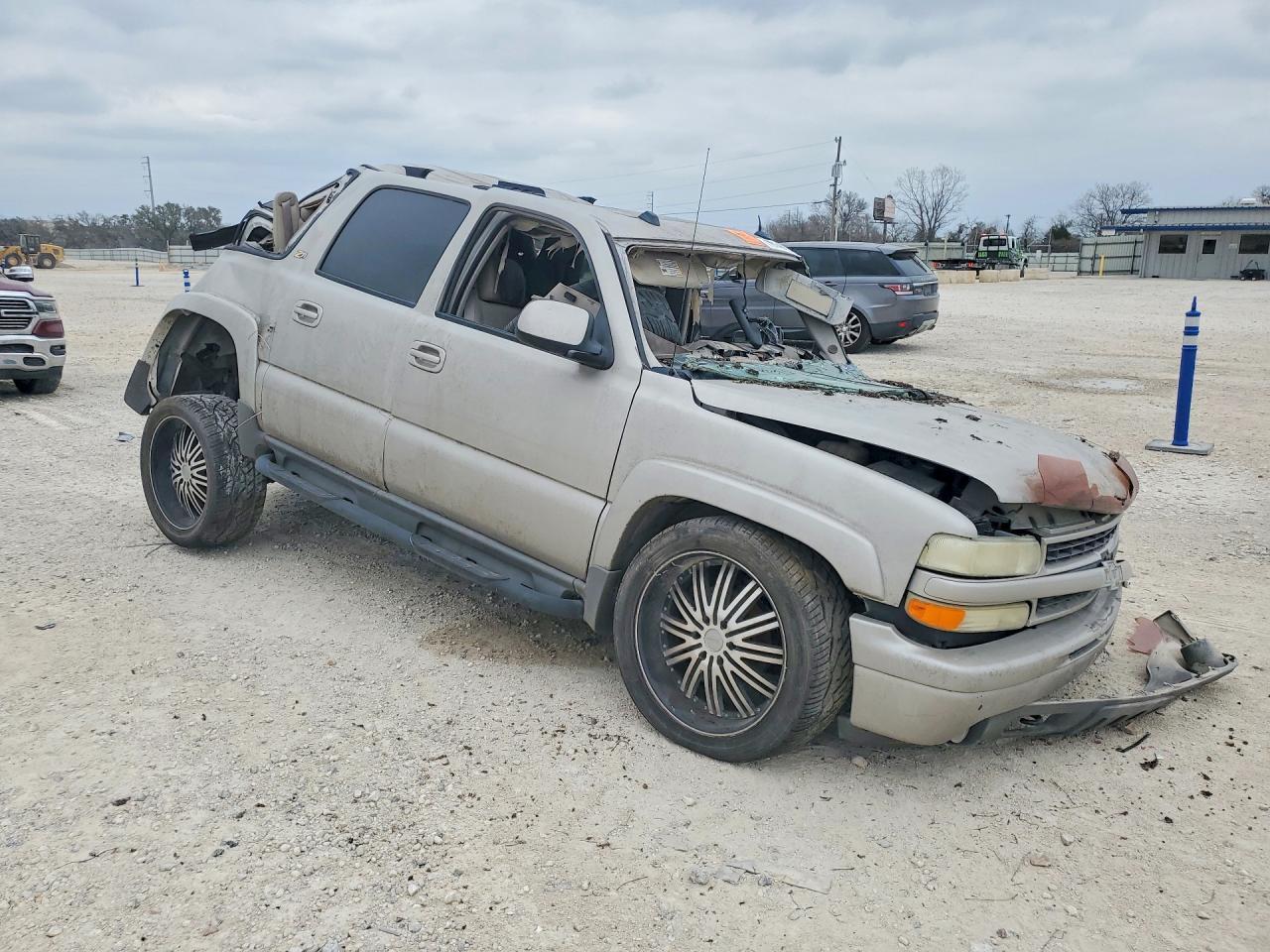 2004 Chevrolet Suburban K1500 - Фото 4