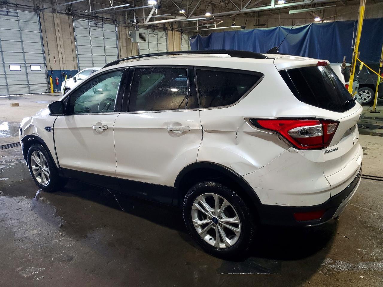 2019 Ford Escape Sel - Фото 2