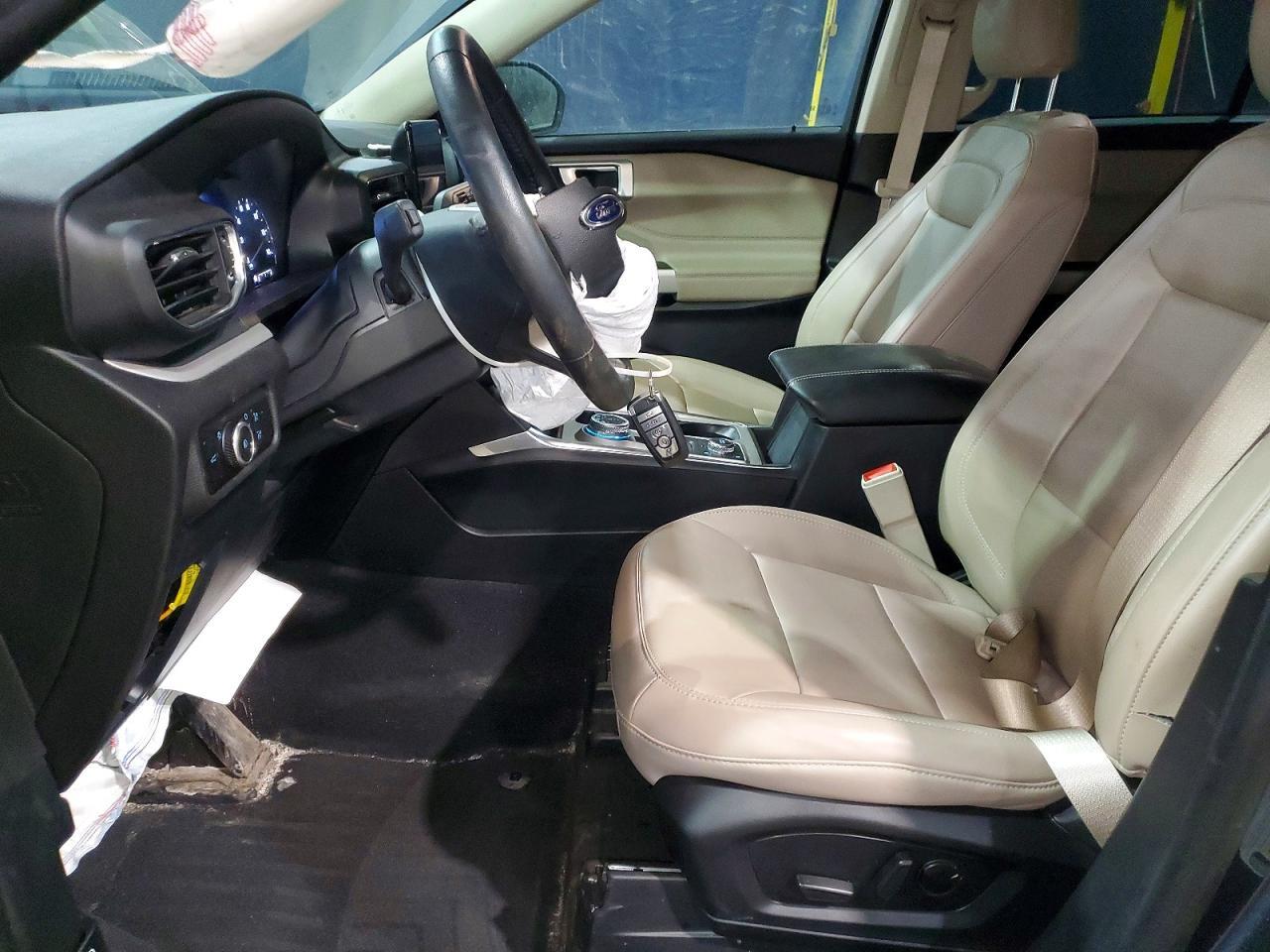 2023 Ford Explorer Xlt - Image 7