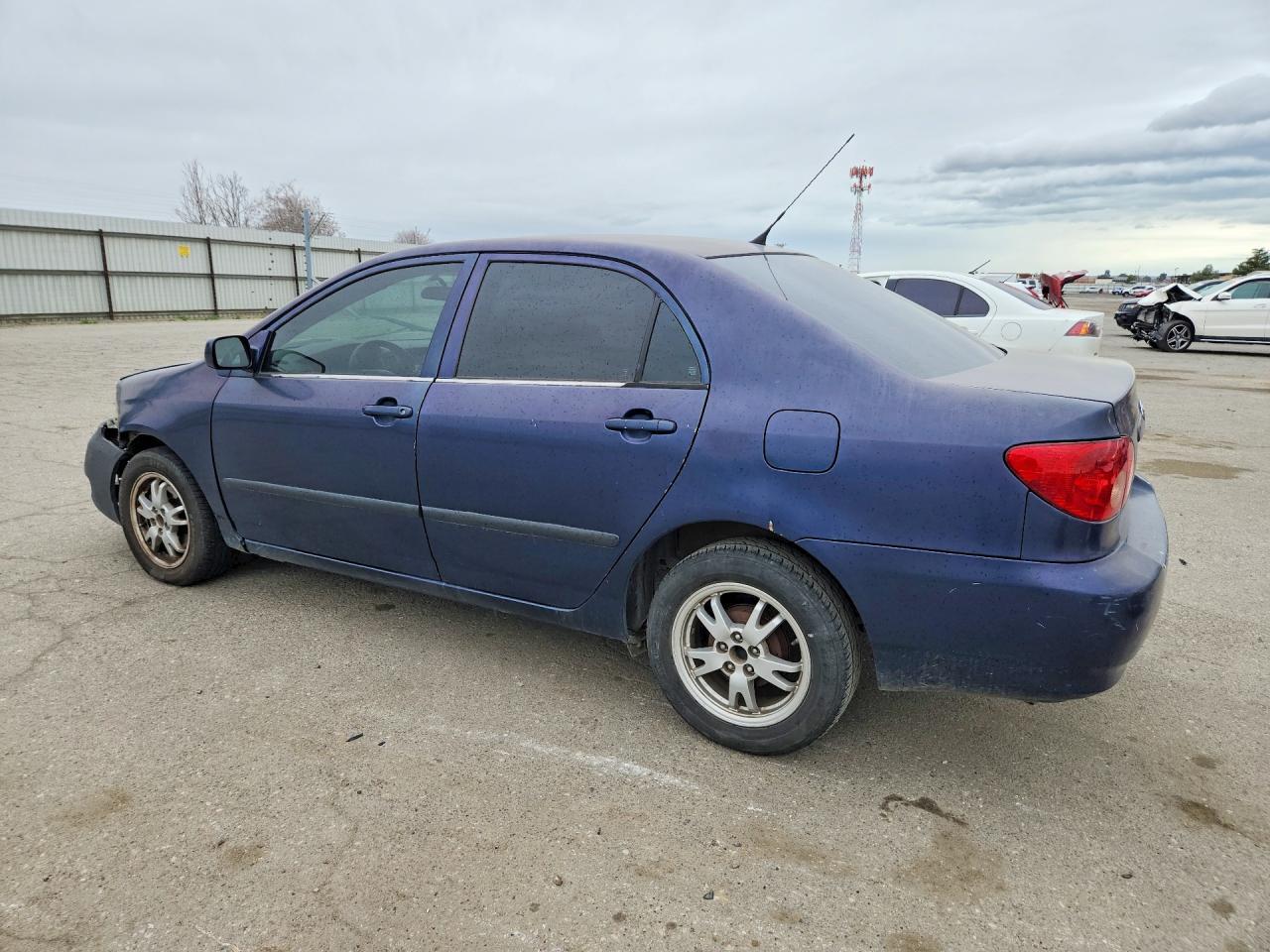 2005 Toyota Corolla Ce - Image 2