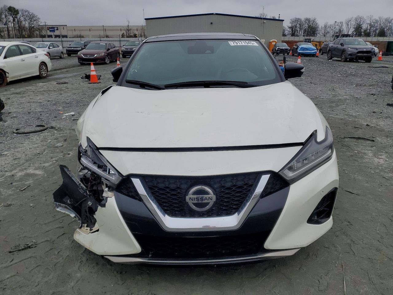 2020 Nissan Maxima Sr - Image 5