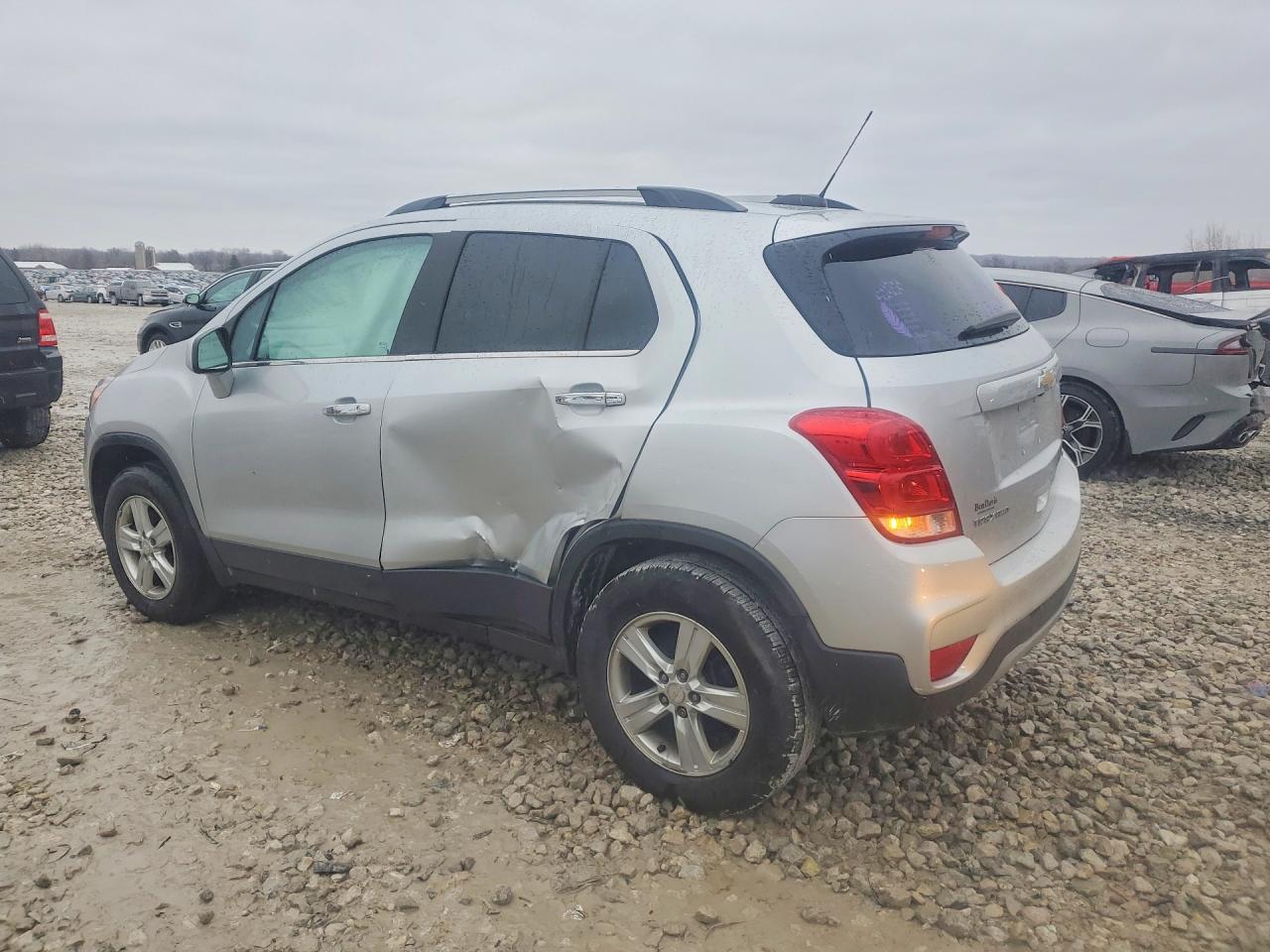 2017 Chevrolet Trax 1Lt - Фото 2