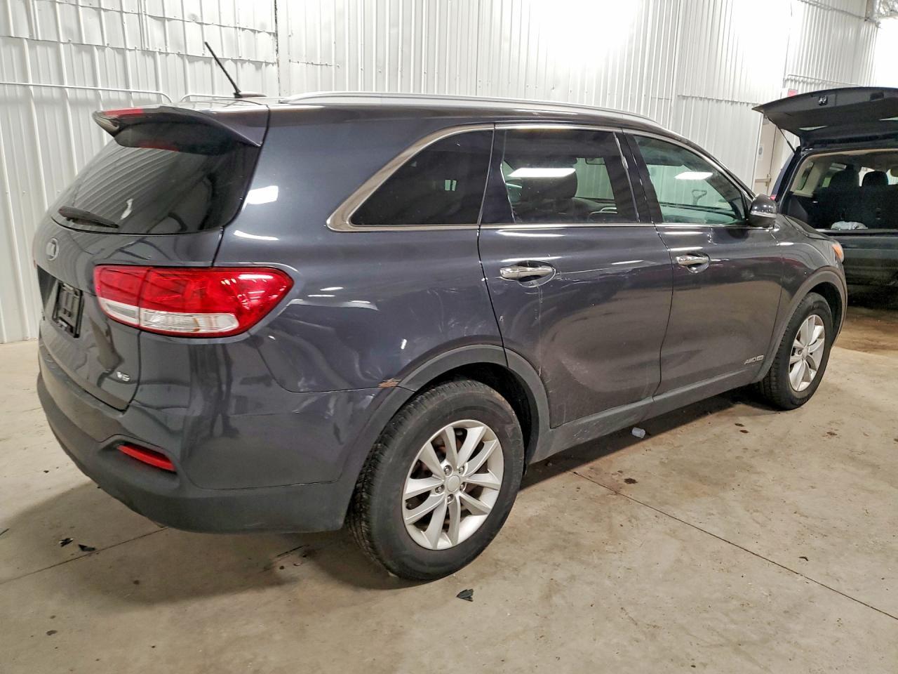 2018 Kia Sorento Lx - Фото 3
