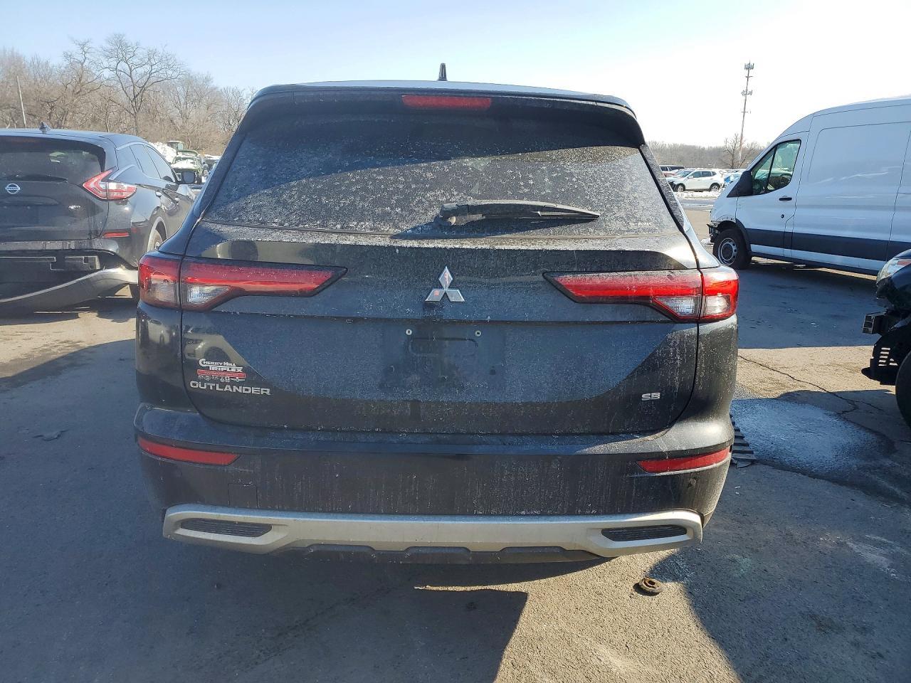 2022 Mitsubishi Outlander Se - Фото 6