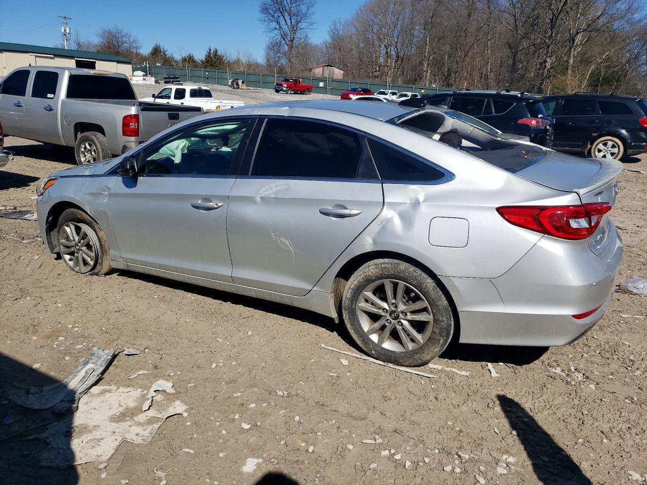2015 Hyundai Sonata Se - Фото 2