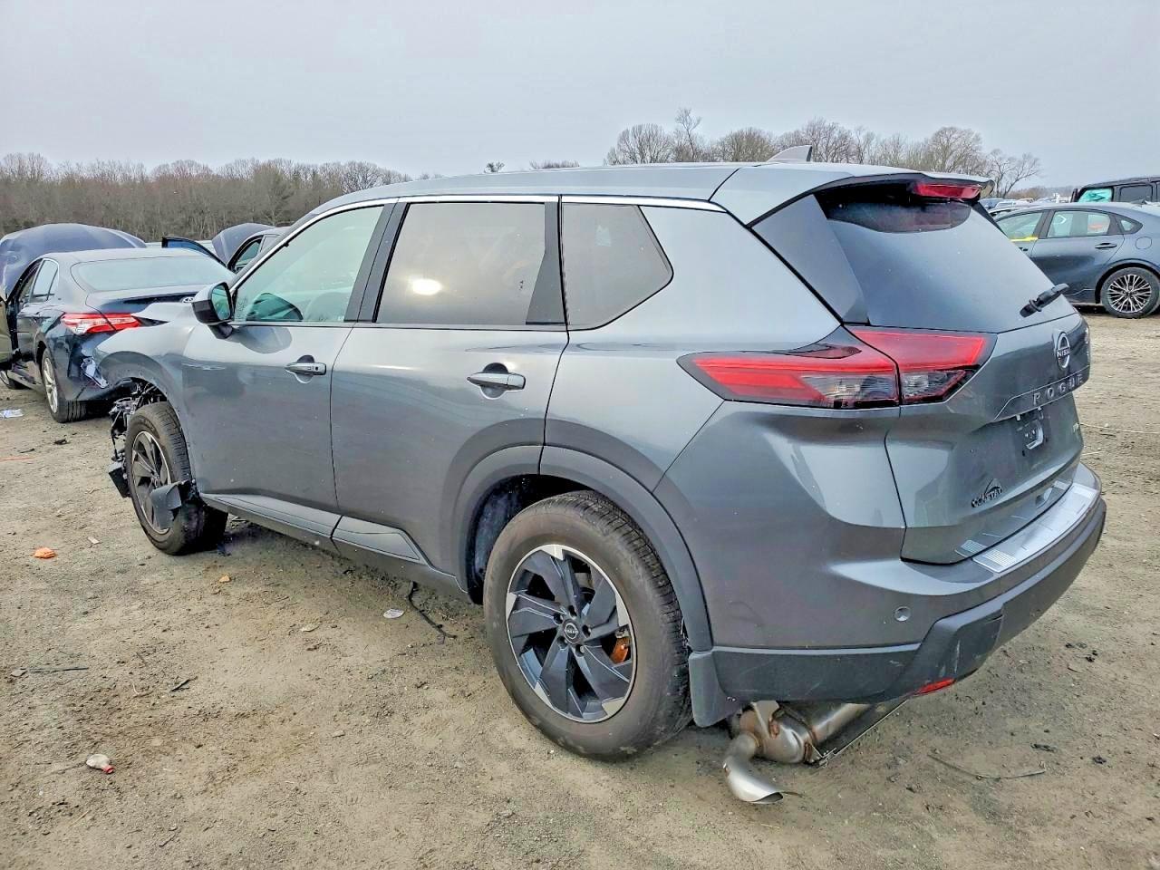 2026 Nissan Rogue Sv - Image 2