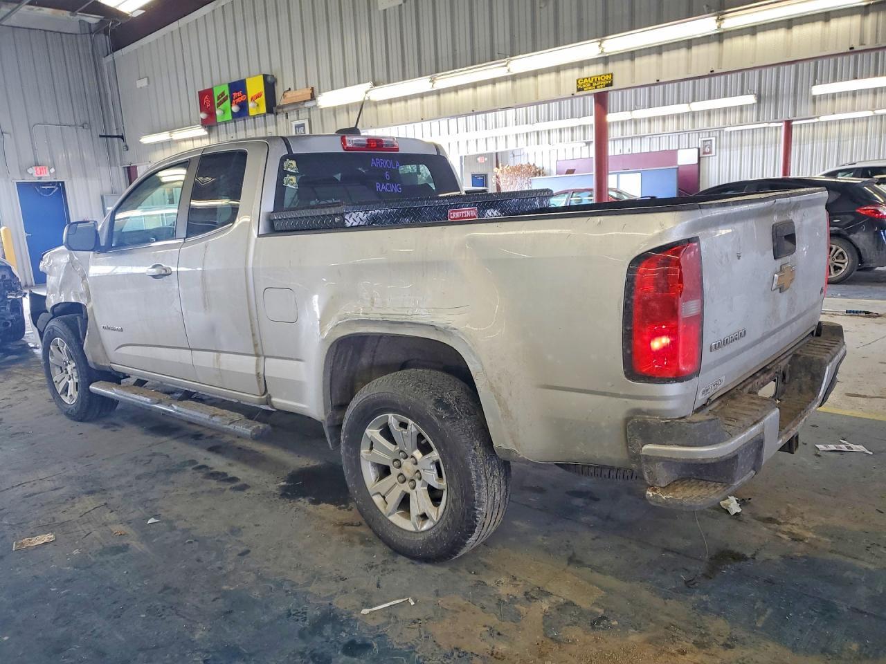 2015 Chevrolet Colorado Lt - Фото 2