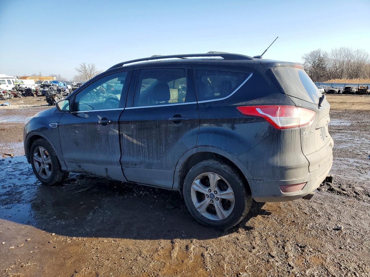 2016 Ford Escape Se - Фото 2