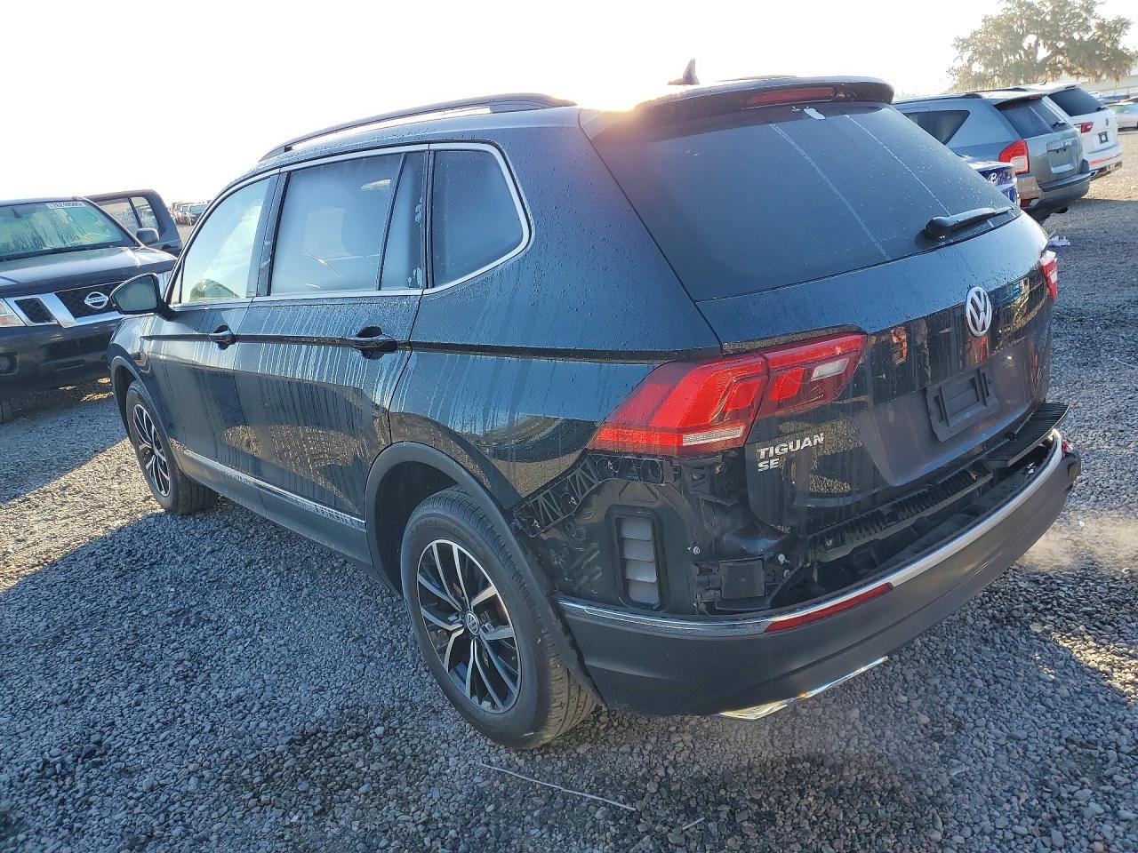 2021 Volkswagen Tiguan Se - Image 2
