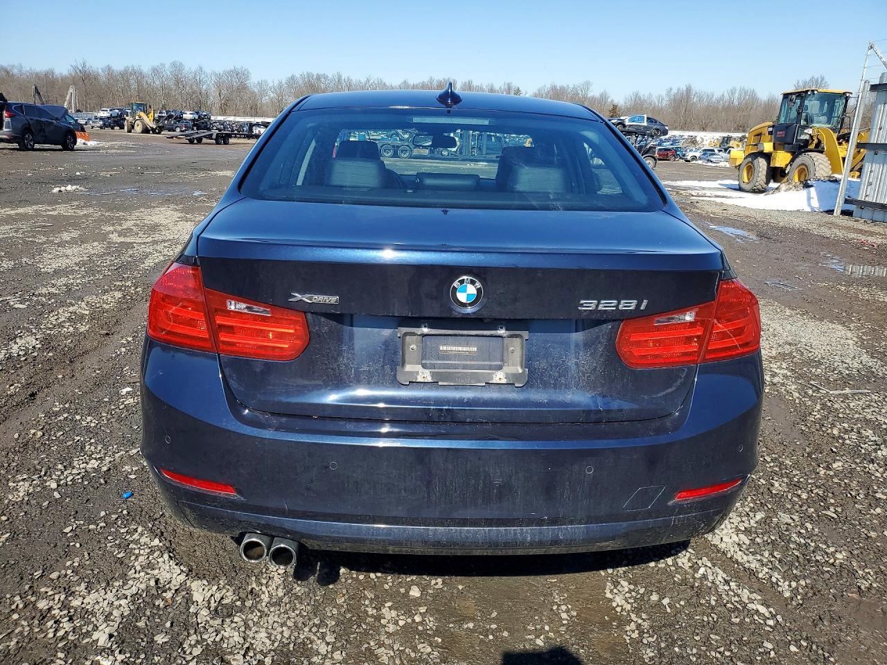 2015 BMW 328 Xi Sulev - Фото 6