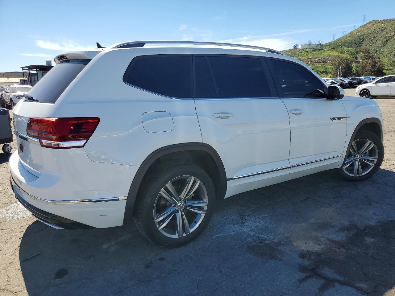 2019 Volkswagen Atlas Se - Image 3