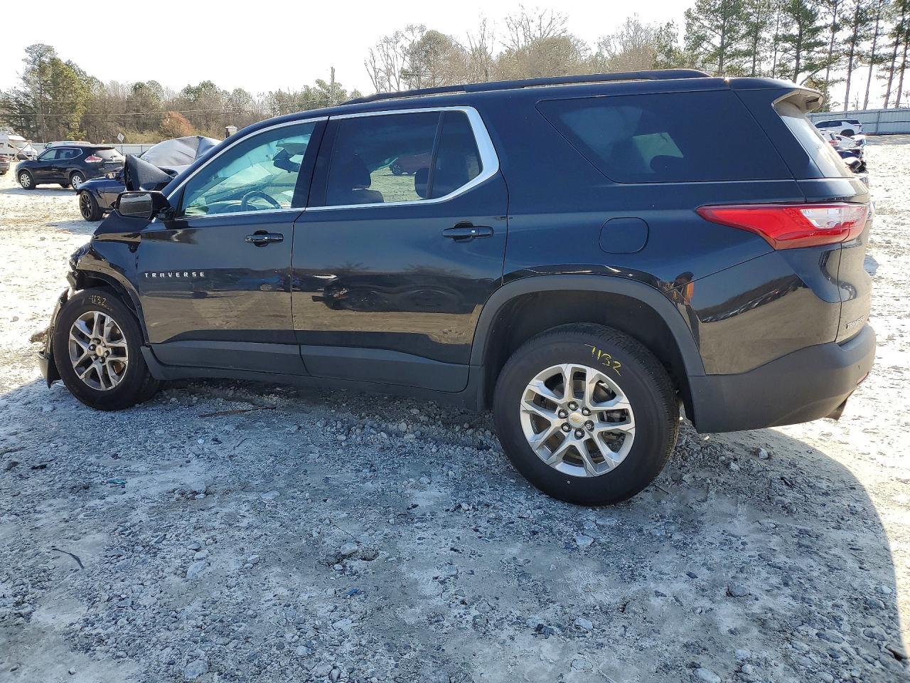 2019 Chevrolet Traverse Lt - Фото 2