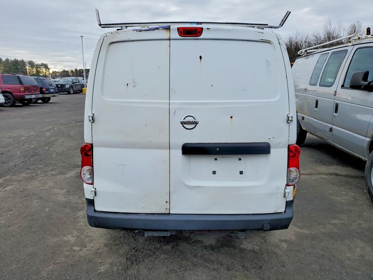 2015 Nissan Nv200 2.5S - Фото 6