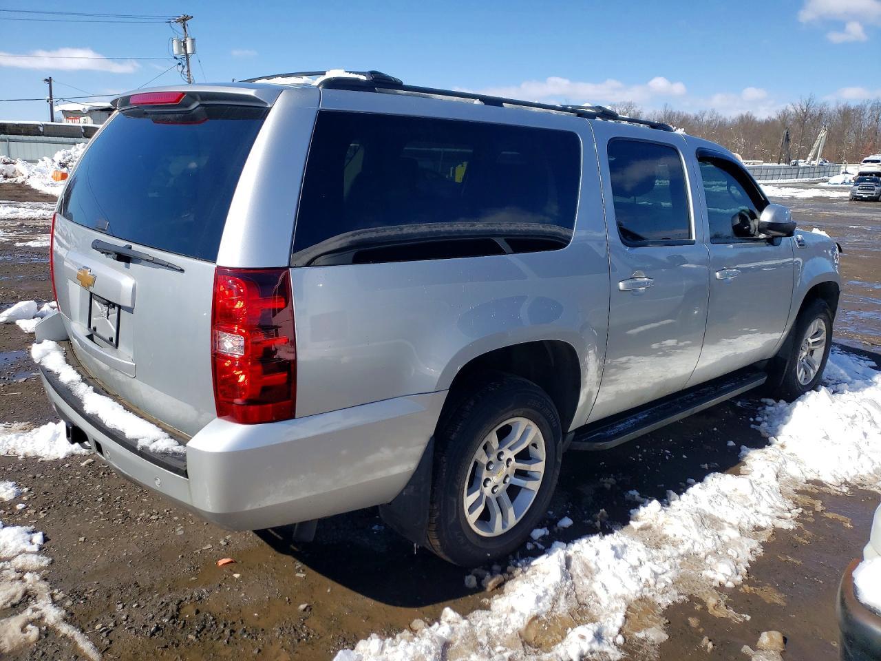 2012 Chevrolet Suburban K1500 Lt - Фото 3