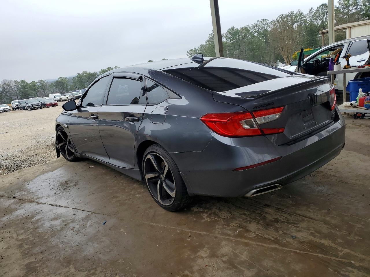 2019 Honda Accord Sport - Фото 2