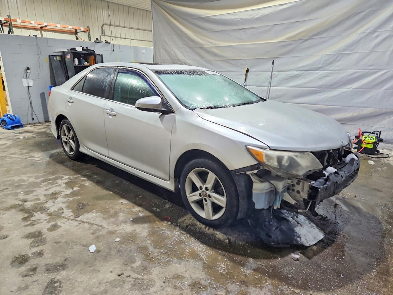 2012 Toyota Camry Se - Фото 4