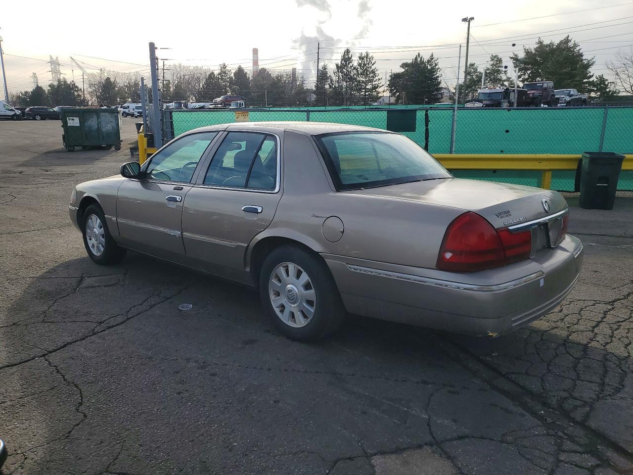 2003 Mercury Grand Marquis Ls - Image 2