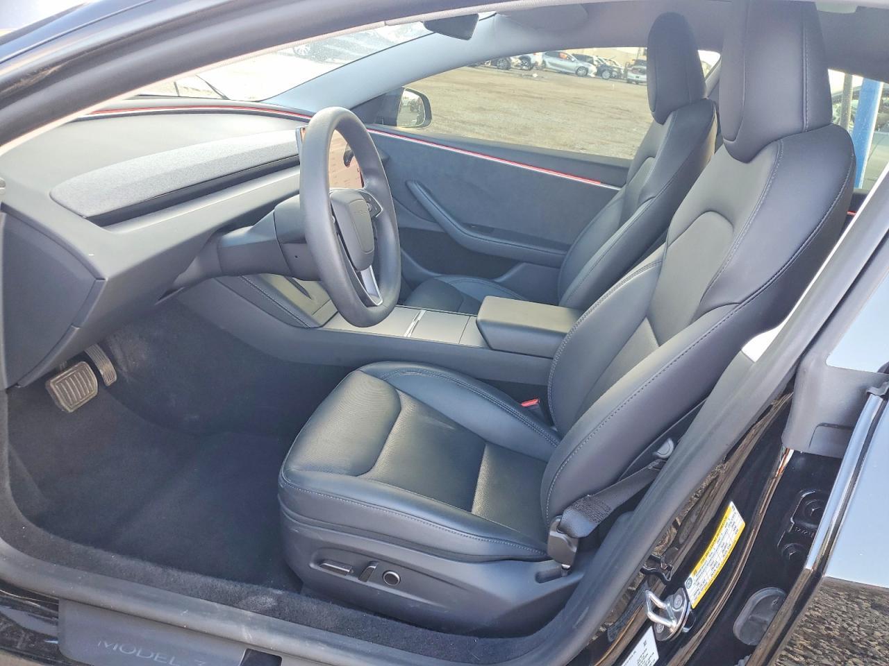 2024 Tesla Model 3 - Image 7