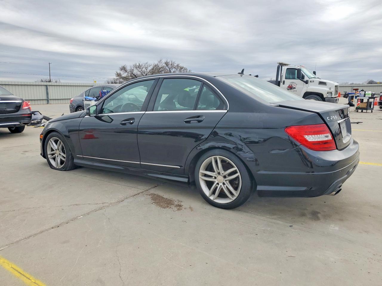 2013 Mercedes-Benz C 250 - Image 2
