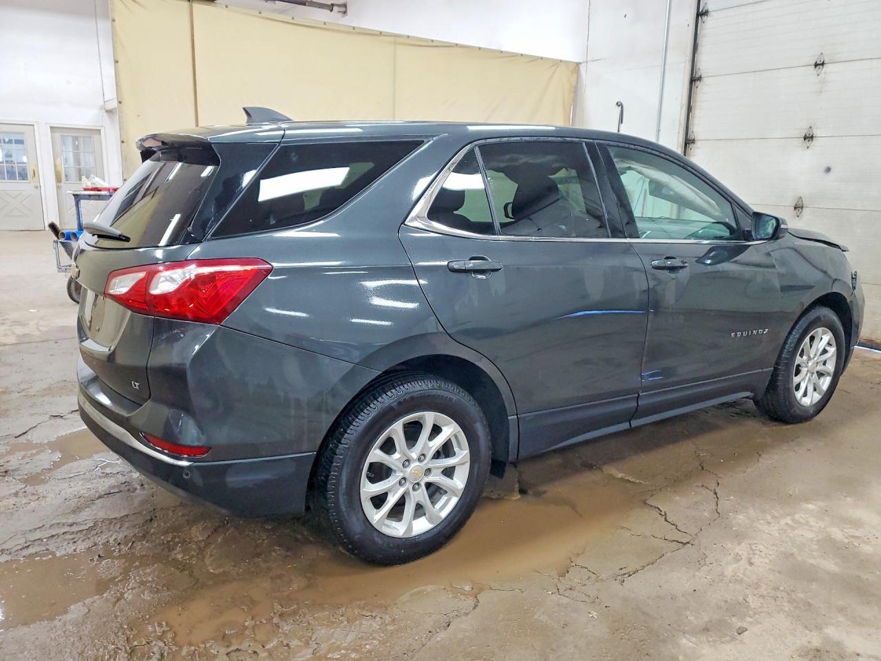 2018 Chevrolet Equinox Lt - Image 3