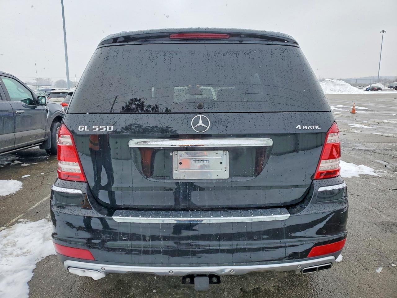 2012 Mercedes-Benz Gl 550 4Matic - Image 6