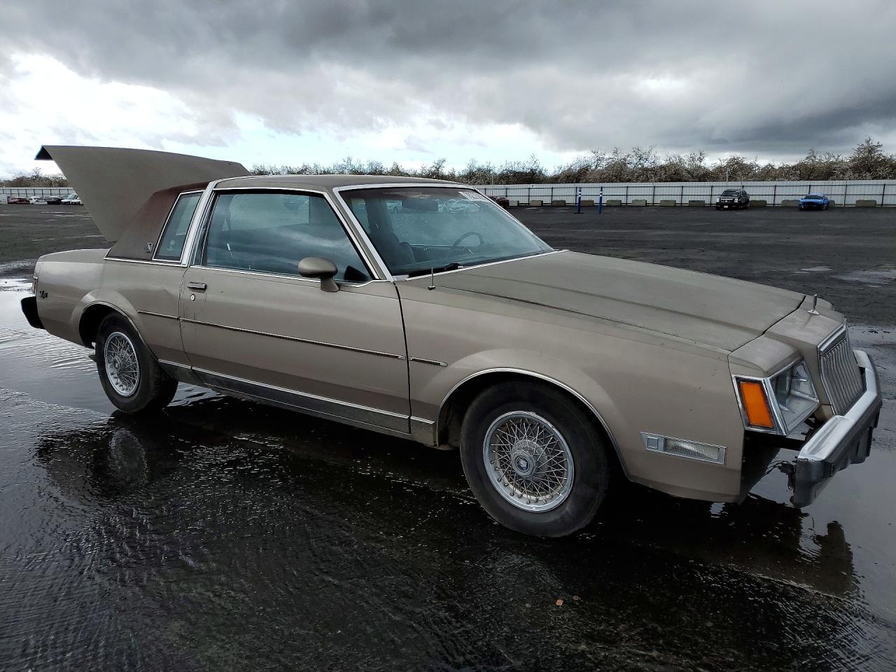 1983 Buick Regal Limited - Image 4