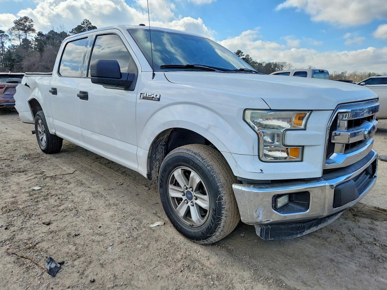 2016 Ford F150 Supercrew - Image 4
