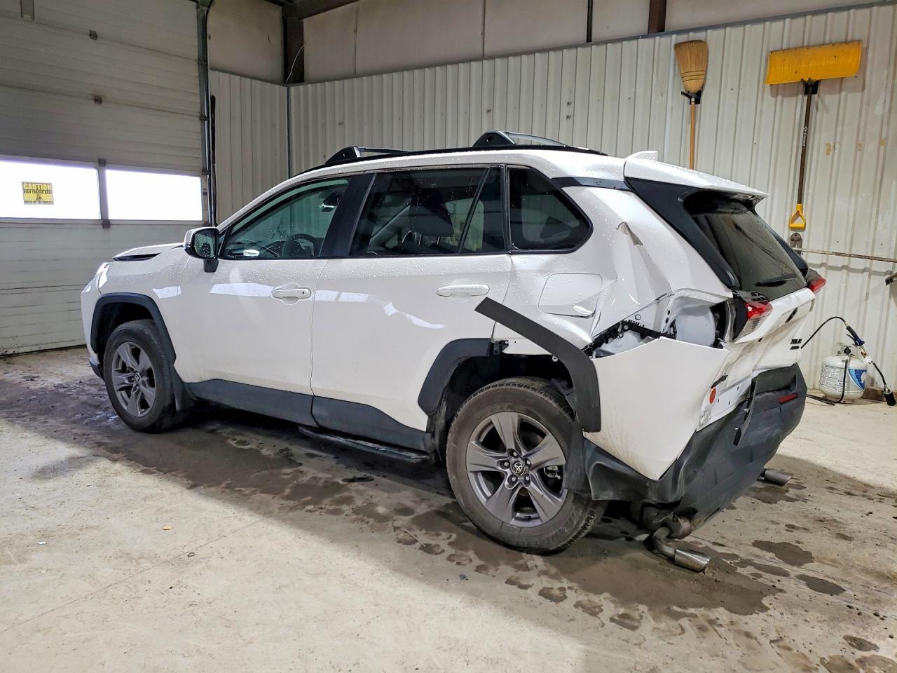 2024 Toyota Rav4 Xle - Image 2